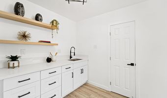 9030 Redfield St, Spring Valley, CA 91977