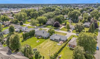3030 N MORRISON St, Appleton, WI 54911