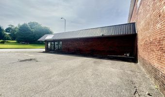 225 E Washington Ave, Athens, TN 37303