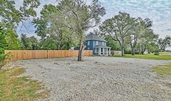 138 SW 100th St, Augusta, KS 67010