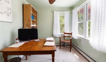30 Loring Rd, Bristol, RI 02809