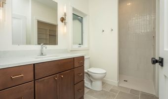 1011 Nokomis St, Alexandria, MN 56308
