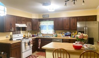 6808 Radford Rd, Athens, OH 45701