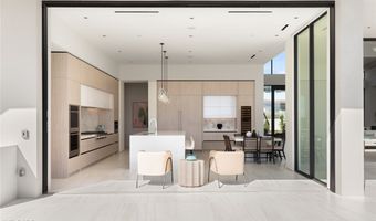 81 Hawk Ridge Dr, Las Vegas, NV 89135