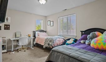 664 MONTCLAIR Dr, Albany, OR 97322