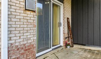 824 S Chillicothe Rd 11, Aurora, OH 44202