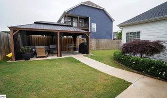 191 Gossamer Dr, Boiling Springs, SC 29316