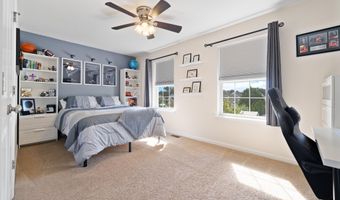 48 Farragut Ave, Barnegat, NJ 08005