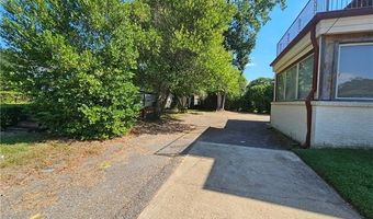 2027 JACKSON St, Alexandria, LA 71301