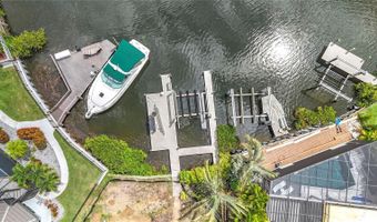 6005 ADAGIO Ln, Apollo Beach, FL 33572