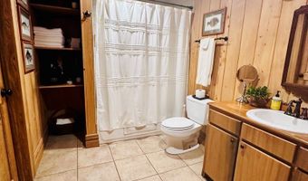 1651 Linden Rd, Apalachicola, FL 32320