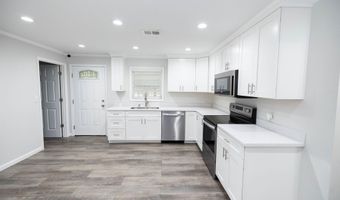 800 Woodall St, Albertville, AL 35951