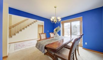 825 Brookside Dr, Ann Arbor, MI 48105