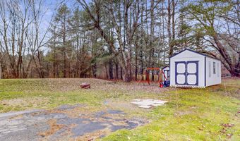 6 Cecile Ave, Augusta, ME 04330