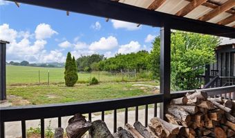 215 Erwin Rd, Adairsville, GA 30103