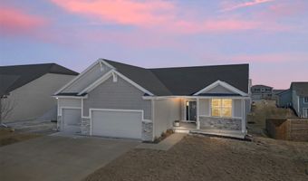 1411 S 7th St, Adel, IA 50003