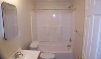 1643 ROCKWELL Rd 5, Abington, PA 19001