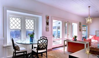 6 Price's Cove Ave, Newport, RI 02840