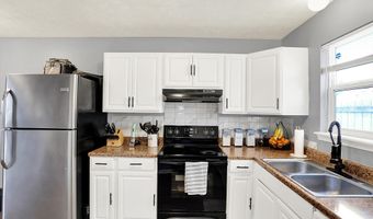 11110 Waterfield Pl, Indianapolis, IN 46235