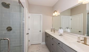 1616 Prestwick Ln, Dunwoody, GA 30338