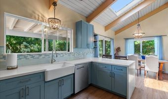 250 Hoohale Pl, Kihei, HI 96753