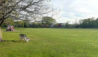 70 Carroll Ave 510, Newport, RI 02840