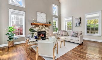 213 Nut Hatch Loop, Arden, NC 28704