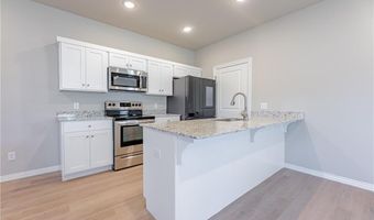 1403 SW Casuarina Dr 1, Bentonville, AR 72712