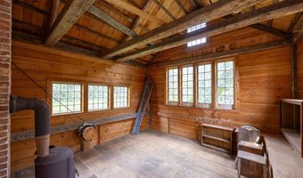 1199 Goss Hill Rd, Barnet, VT 05821