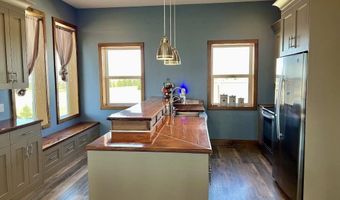 1705 Whitney St, Atlantic, IA 50022