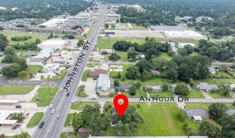 102 Antigua Dr, Lafayette, LA 70503