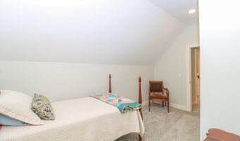 170 Fallen Oak Dr, Brandon, MS 39047
