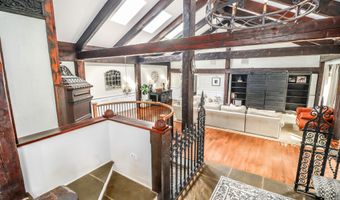 70 Obtuse Hill Rd, Brookfield, CT 06804
