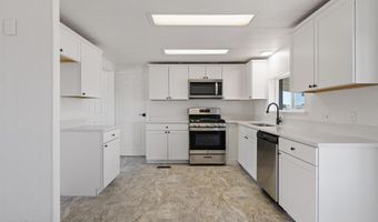 700 Thornbird Dr, Fallon, NV 89406