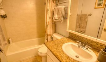 35 Walaka St L-204, Kihei, HI 96753