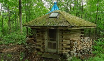 58 River Rd, Abbot, ME 04406