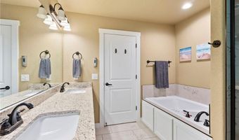 5 Inskid Ln, Bella Vista, AR 72714