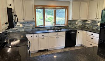 20 Merrill Rd, Campton, NH 03223