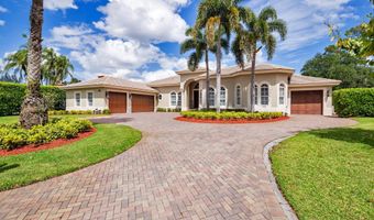594 N Country Club Dr, Atlantis, FL 33462