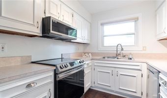 3557 Splinterwood Rd, Peachtree Corners, GA 30092