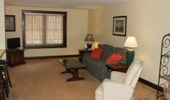 67 Twin Lake Rd, Albrightsville, PA 18210