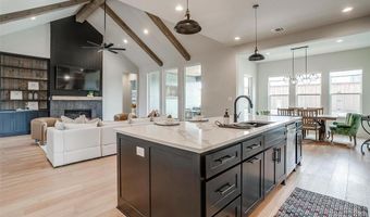 510 Eagle Ct E, Aledo, TX 76008