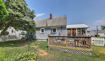 141 Cornell St, Cranston, RI 02920