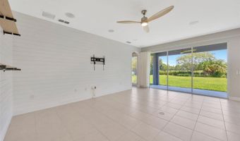 7010 OLD BENTON Dr, Apollo Beach, FL 33572