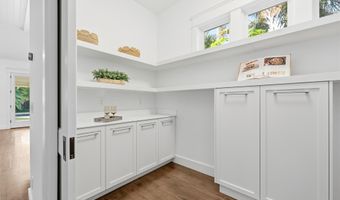 698 BEACH Ave, Atlantic Beach, FL 32233