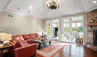 3111 Edelweiss Ct Ste 201, Adams Twp., PA 16046