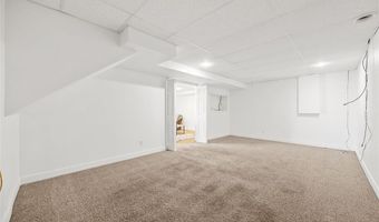 13294 212th Ave, Anamosa, IA 52205
