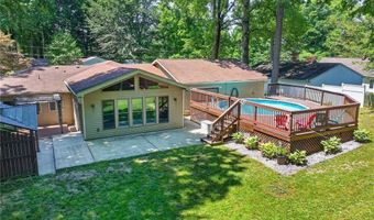 7430 Whitewood Dr, Ashtabula, OH 44004