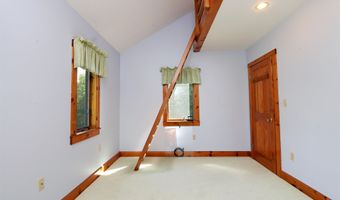 1485 Garland Hl, Barnet, VT 05821