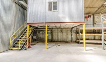 824 Poplar St, Carlin, NV 89822